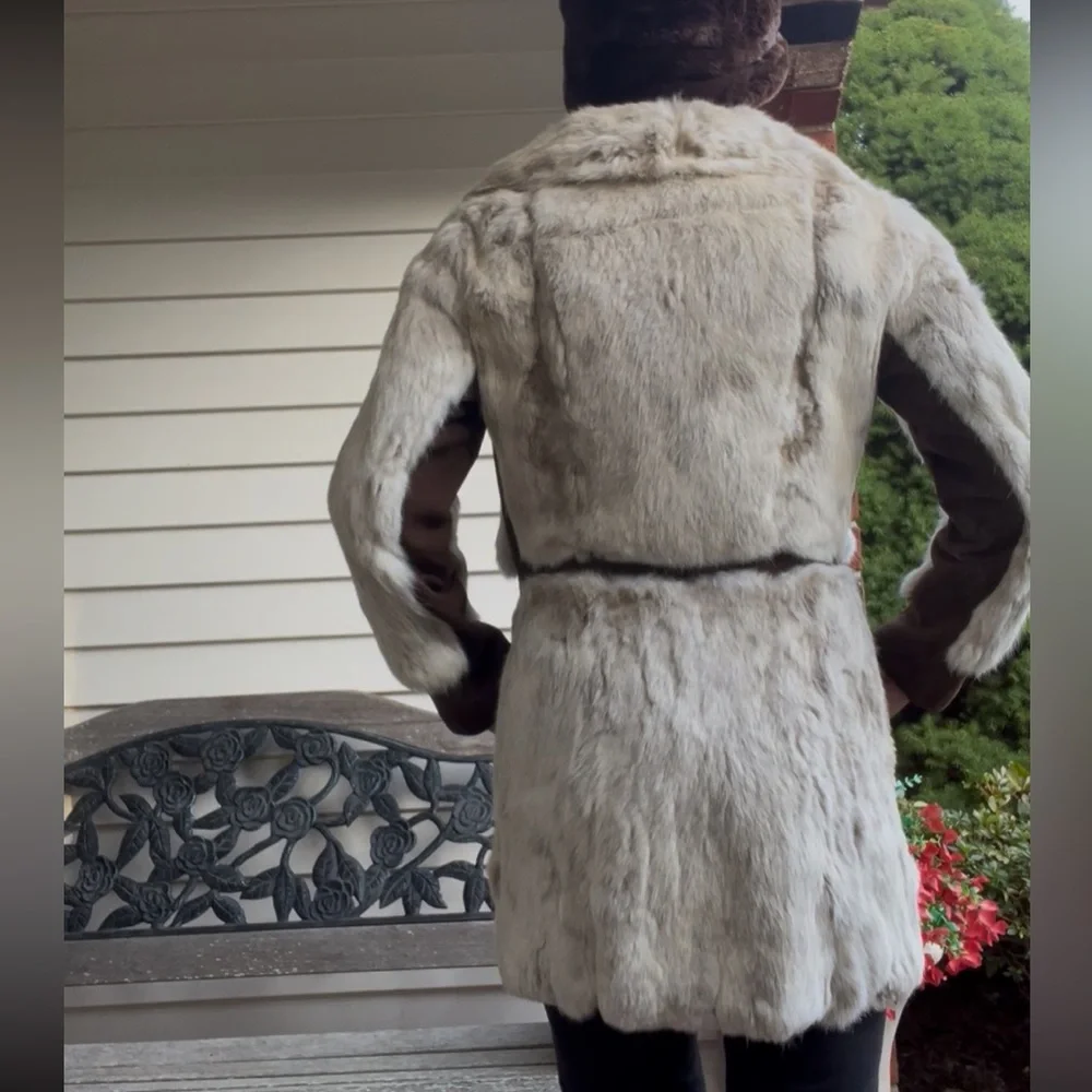 Brown suede and Cream Fur Coat - Picture 5 of 10